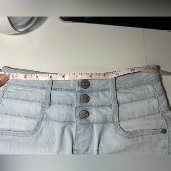 High waisted jean shorts - Picture 3 of 9